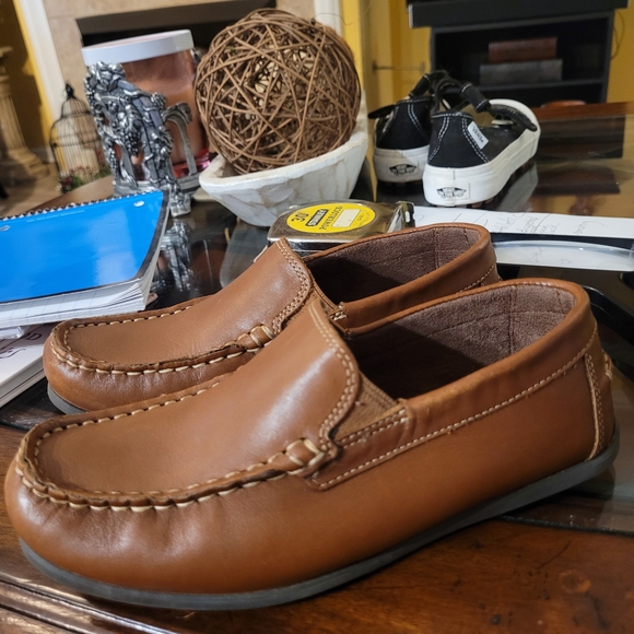 Like New FLORSHEIM Big Boys Jasper Venetian Saddle Tan LOAFERS. Size 3w - Picture 3 of 6